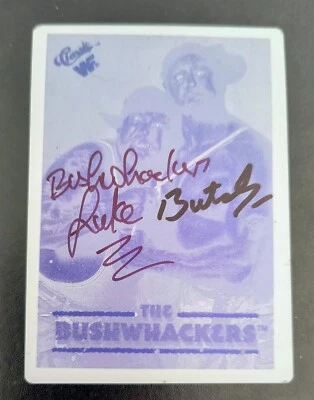 Placa de impresión clásica de tarjetas coleccionables The Bushwackers Butch Luke firmada 1990 WWF Foto 1 de 2
