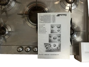 SMEG gas hob 5 burner - Picture 1 of 4