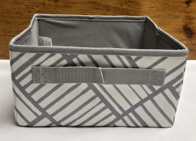 Thirty-One Thirtyone Gifts Your Way Storage Bin - BRAND NEW Grey Patchwork - Image 1 of 4