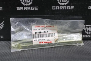NUEVO COMO NUEVO 1990 1991 KAWASAKI KX125 OEM EXHUAST VÁLVULA DE POTENCIA GOVEROR ROD 49046-1067 - Imagen 1 de 7