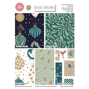 Deluxe Christmas cotton fat quarter bundle of 5 green festive quilting fabrics. - Picture 1 of 6