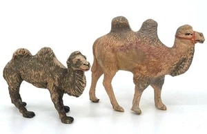 Elastolin Lineol Camel x 2 Composite 1940s Toy Figure 11cm & 8cm Double Hump Vtg - Picture 1 of 19
