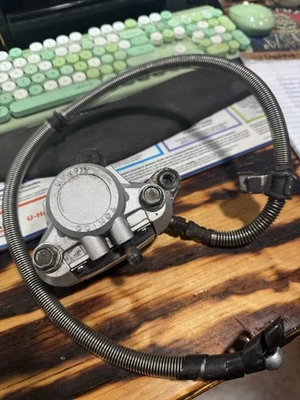 Pinza de freno delantera Suzuki Boulevard S50 Vs800 Intruder 2001-2009  Foto 1 de 2