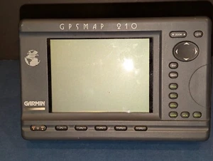 Garmin ChartPlotter GPSMAPP 210 + Mount Bracket And Cables *Untested - Picture 1 of 12