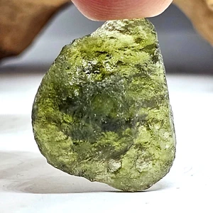 Moldavite Crystal Meteorite Tektite Vibrational Gemstone 4.6gm 23.33Ct - Picture 1 of 12