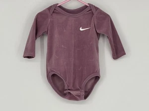 Nike lila Einteiler Body Outfit Langarm Baby Mädchen Größe 6M 6 Monate - Bild 1 von 6