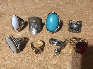 LOT OF 8 GEMS METAL SILVER FASHION JEWELRY RING SIZE 7-9  / WRONGWAY052 - Picture 1 of 12