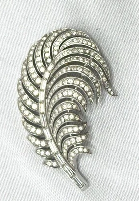 1950's Alfred Phillipe Crown Trifari Feather Plume Rhinestone Brooch Pin - Image 1 of 4