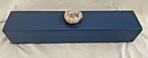 Caja azul índigo John-Richard con acento de piedra geoda crema - JLA-9866 - 25" - Imagen 1 de 18
