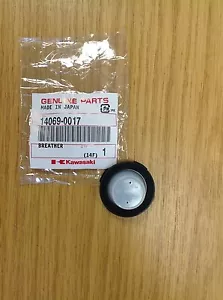 GENUINE KAWASAKI BREATHER 14069-0017 PETROL FUEL CAP BREATHER 140690017 TH23 new - Picture 1 of 5