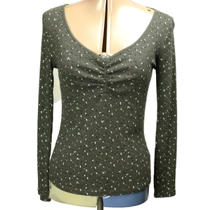 Old Navy Ditsy Floral Ribbed Knit Long Sleeve Top V-Neck Ruched at Bust Gray L - Picture 1 of 24