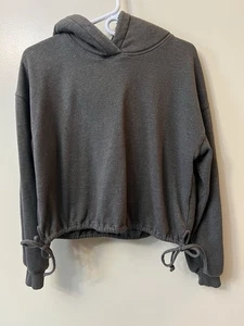 Sudadera con capucha recortada gris American Eagle para mujer talla pequeña usada - Imagen 1 de 11