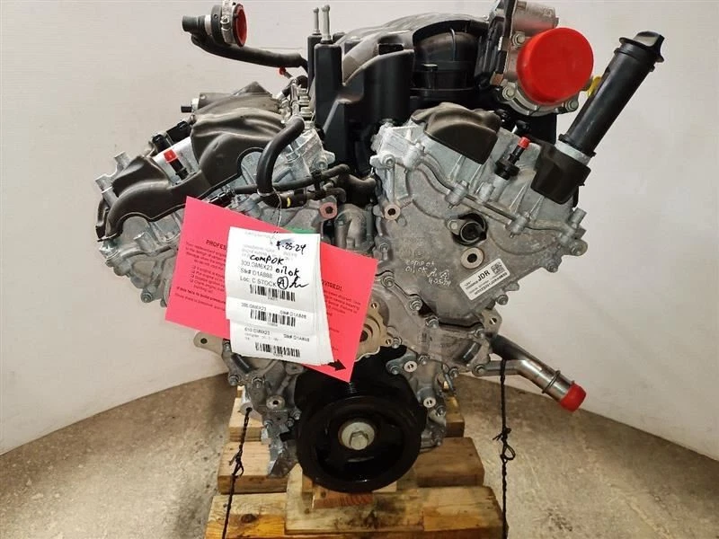 3.6L V6 Gasoline Engine from 2023 Cadillac XT5 10502114 Foto 1 de 4