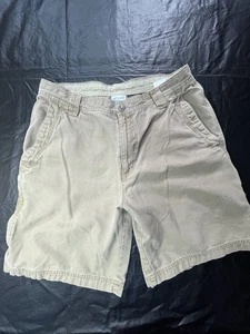 Columbia Mens 34 Shorts Zippered Cargo Pocket Brown 9" inseam Omni Shield - Picture 1 of 11