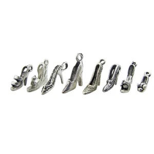 Tibetano Plata Tacón Alto Zapato Dije/Colgante 1mm Agujero Asst Estilos Libre de Níquel - Imagen 1 de 8