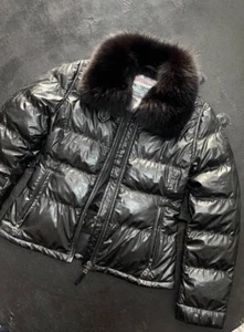Prada 280798 Women’s Black Down Puffer Jacket Fur Collar TG 40 - Picture 1 of 20
