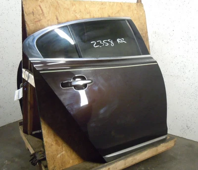 09-16 Lincoln MKS Rear Door Assembly Passenger Right Lower Side Moulding OEM J1 - Image 1 of 4