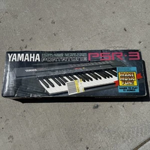 Vintage 90'S Yamaha Portatone PSR-3 Portable Electronic Keyboard - Bild 1 von 5