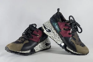Steve Madden Women's Cliff Sneakers Limited Edition Camouflage Multicolor Sz 7M - Picture 1 of 8
