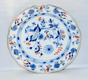 Meissen Zwiebelmuster Crossed Swords Blue Onion Royal Red & Gold Guild Plate - Picture 1 of 7
