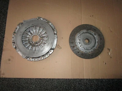 BMW 1er 2,0 Diesel Kupplungsscheibe Druckplatte schaltgetriebe 7615630 7615627 - Bild 1 von 4