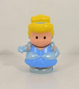 Figura de acción Disney Cenicienta 2012 2,75" Fisher-Price Little People de PVC - Imagen 1 de 2