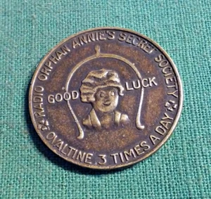 RARE Vintage Original 1930s ROA Radio Orphan Annie Ovaltine Good Luck Medal Coin - Picture 1 of 3