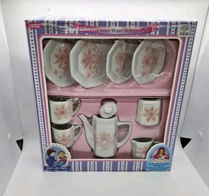 Juego de té para niños - Juego de servir de porcelana fina de 10 piezas de Fishel Pink - Imagen 1 de 4