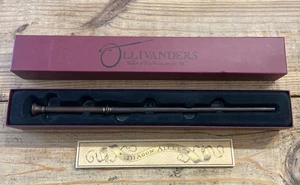 HARRY POTTER Universal Studios OLLIVANDERS Interactive OAK 7 WAND 16" NIB - Picture 1 of 14