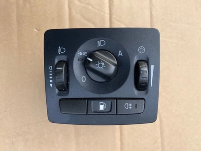 Some 2010 2011 2012 Volvo v50 s40 c30 c70 auto day halogen lights  switch module - Image 1 of 4