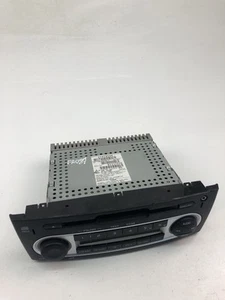 MITSUBISHI COLT VI Z3A, Z2A Musik-Player ohne GPS 8701A239 2004 24590354 - Bild 1 von 4