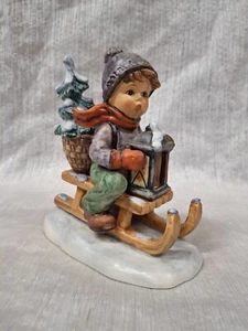 Goebel Hummel "Ride Into Christmas" #396 Germania 5,75" senza scatola TMK6 - Foto 1 di 8