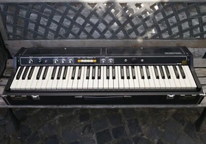 Roland EP-30 Electric Piano with EHX Small Stone V2 Phaser - Analog Synth MIJ - Bild 1 von 12