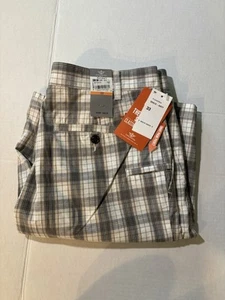 Dockers Pacific Shorts Classic Fit 33 W Smart Phone Pocket Plaid - Picture 1 of 9