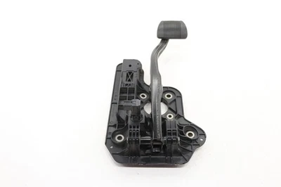 2017 - 2025 CHRYSLER PACIFICA FOOT BRAKE STOP PEDAL W/ BRACKET OEM - Image 1 of 4