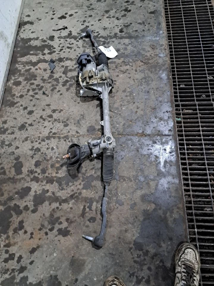 Power Steering Gear/Rack And Pinion 2016 Mkx Sku#4283426 - Image 1 of 4