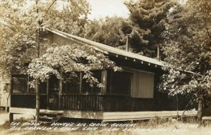 Postcard WI Lac du Flambeau Dewey's Log Cabins Stone Lake Vilas Cnty RPPC c1939 - Picture 1 of 2