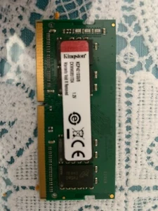 Kingston 8GB KCP421SS8/8 Laptop 1.2v DDR4-2133(1x8GB,260P) - Picture 1 of 4