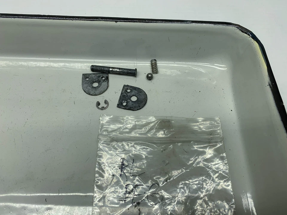 Ducati Monster (2) 696 13' Links Fußraste Montageteile Left Footrest Parts - Imagem 1 de 2