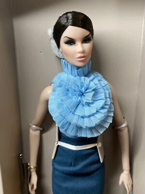 Juguetes Fashion Royalty Integrity "Take Me On Vanessa Perrin" NRFB Foto 1 de 4