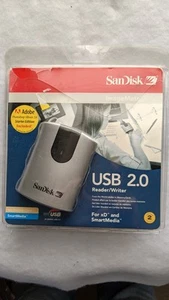 SAN DISK USB 2.0 READER/WRITER---NEW - Afbeelding 1 van 4