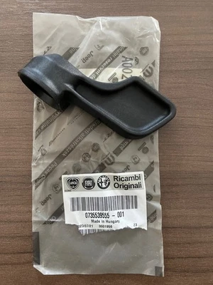 Ram ProMaster 1500 2014-2025, 2500, 3500, EV - Manija de puerta corredera - Mopar Foto 1 de 3