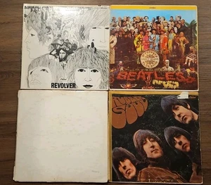 The Beatles LP lot White album Rubber Soul Sgt. Peppers Revolver G+ - Picture 1 of 7