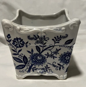 Blue White China Floral Planter 5" Tall - Picture 1 of 7