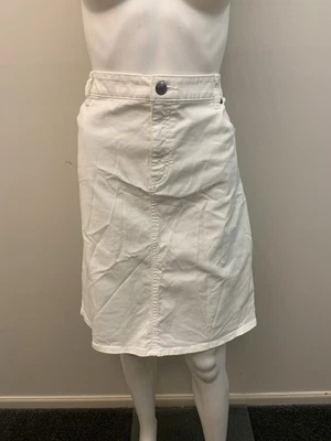 SPORTSCRAFT WHITE DENIM SKIRT SIZE 16   (#  119 ) - image 1 of 3