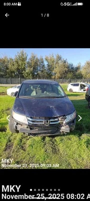 GRY RIGHT FRONT DOOR TRIM PANEL 83501TK8A03ZA 2013 HONDA ODYSSEY - Image 1 of 4