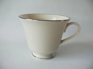 Lenox MAYWOOD Odd Tea Cup (2nd) - Picture 1 of 3