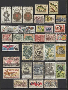  TCHECOSLOVAQUIE 32 timbres anciens / T1535 - Picture 1 of 1