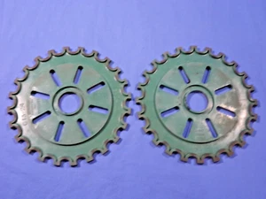 2 Plastic Lustran Planter Plates, C13-24 Repurpose Yard Art Salvage Steampunk - Picture 1 of 3