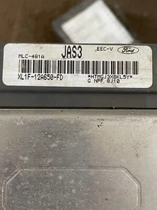 99 Ford Expedition 5.4L Engine Control Unit ECU XL1F12A650FD - Picture 1 of 10